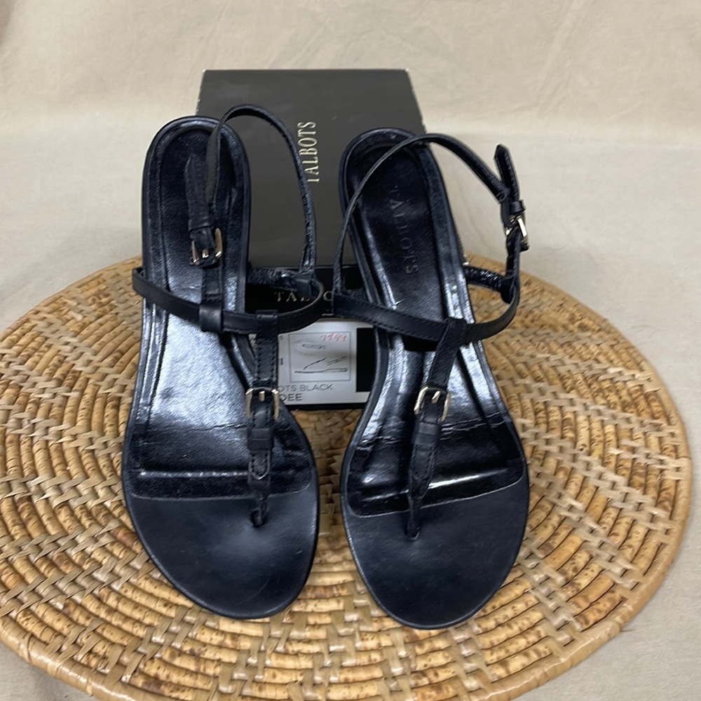 Talbots size 9 black sandal with petite buckles